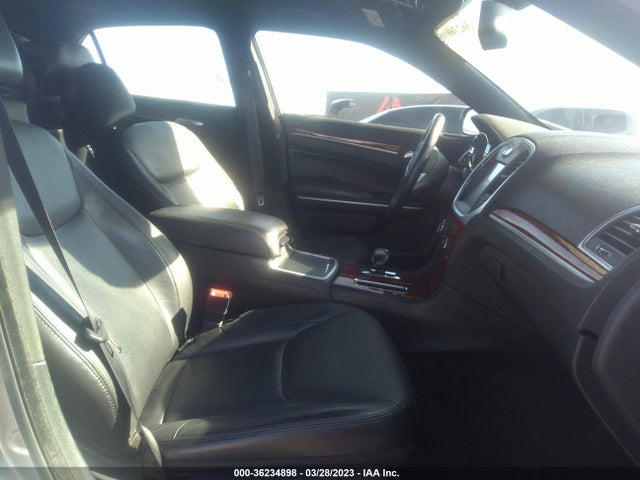 2C3CCAAG5EH327295 Chrysler 300