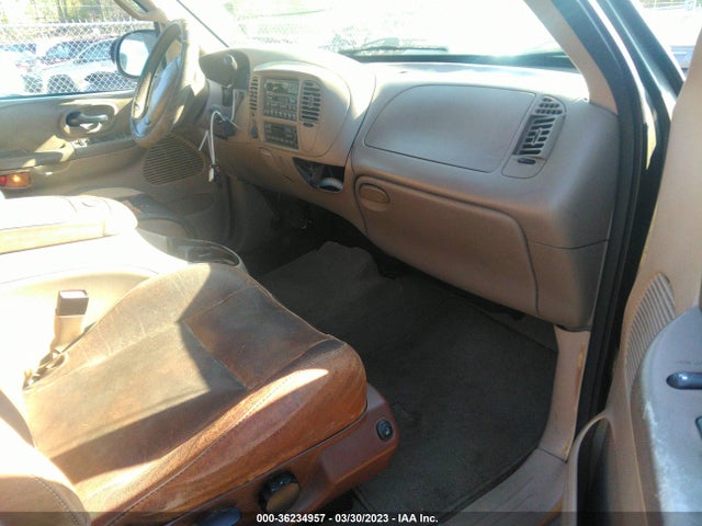2002 FORD F-150 KING RANCH VIN: 1FTRW08L02KB50394
