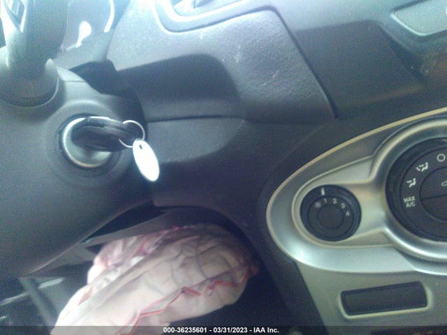 Ford FIESTA SE 2018 3FADP4BJ1JM147507 Image 3