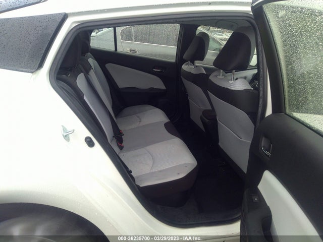 Toyota Prius Two 2016 JTDKBRFUXG3528347 Image 9