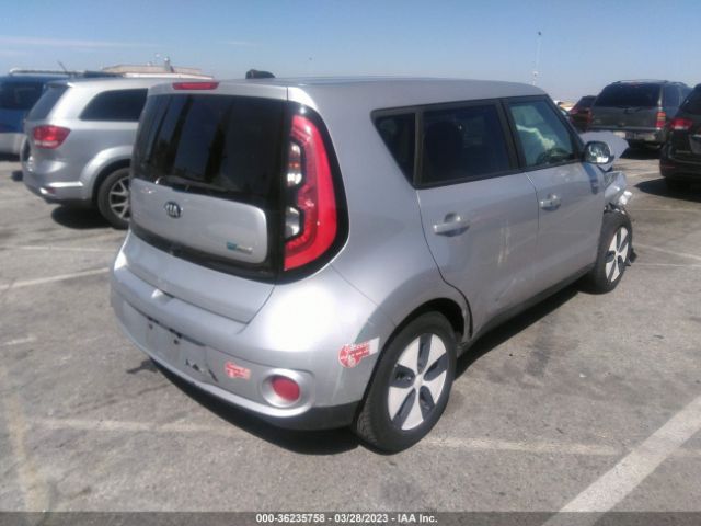 KNDJP3AE6J7027434 KIA Soul Ev Ev-e