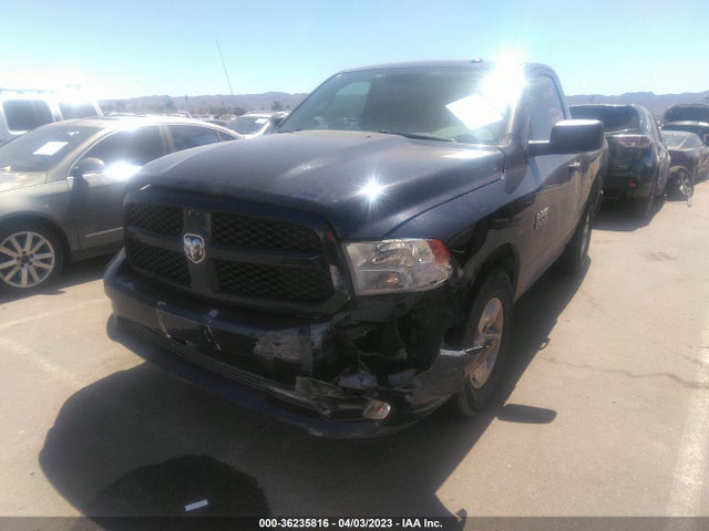 RAM 1500 Express 2017 3C6JR6AG8HG592447 Image 2
