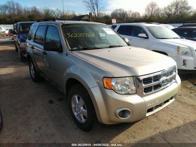 2010 FORD ESCAPE XLS VIN: 1FMCU0C74AKC78573