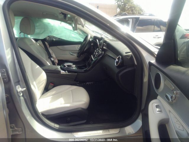 55SWF4JB4FU070593 Mercedes-Benz C-class C 300