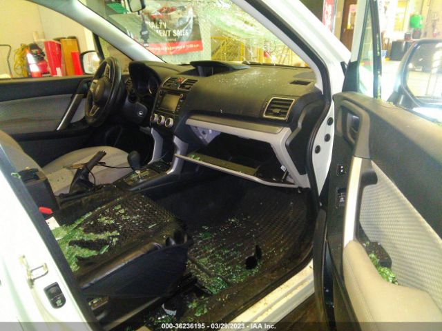 JF2SJABC3HH527631 Subaru FORESTER