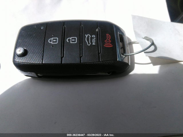 2015 Kia Optima, VIN: 5XXGM4A74FG375161