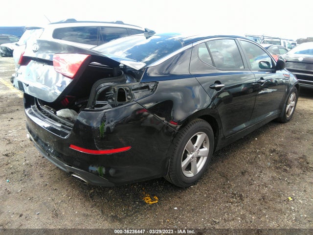 2015 Kia Optima, VIN: 5XXGM4A74FG375161