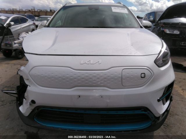 KNDCE3LG9N5144701 KIA Niro Ev Ex Premium