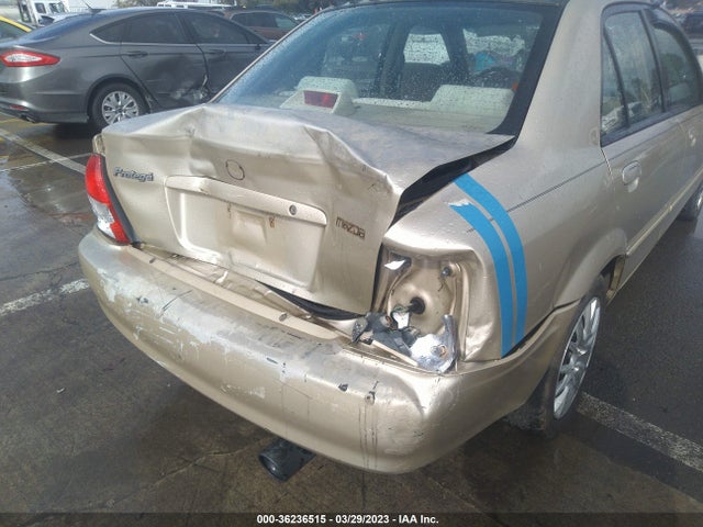 2002 MAZDA PROTEGE DX/LX/ES VIN: JM1BJ225721577549