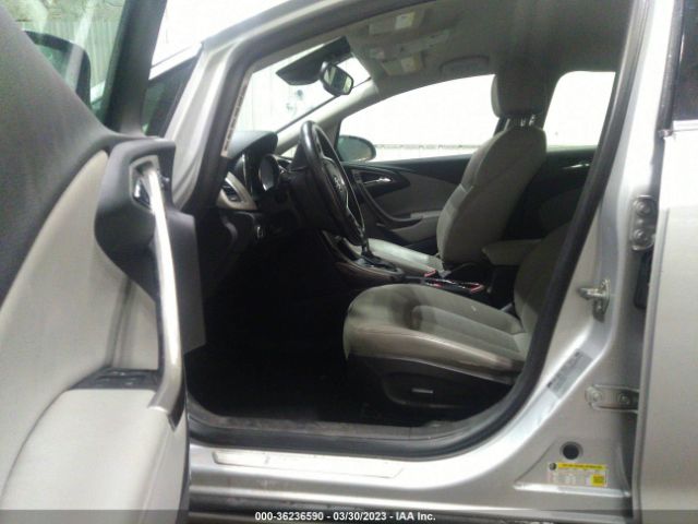 1G4PR5SK9F4199322 Buick Verano Convenience Group