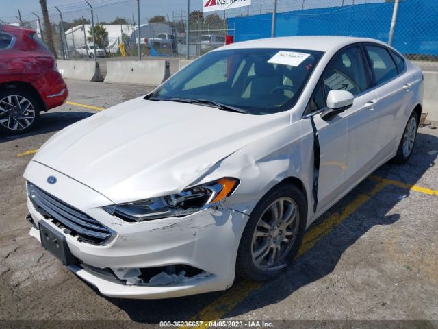 3FA6P0HD5HR293778 Ford FUSION SE