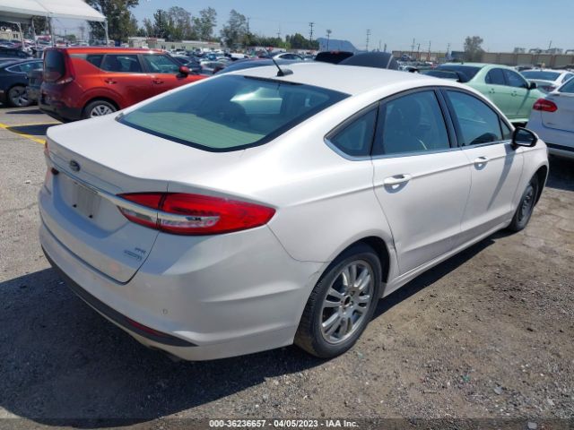 3FA6P0HD5HR293778 Ford FUSION SE