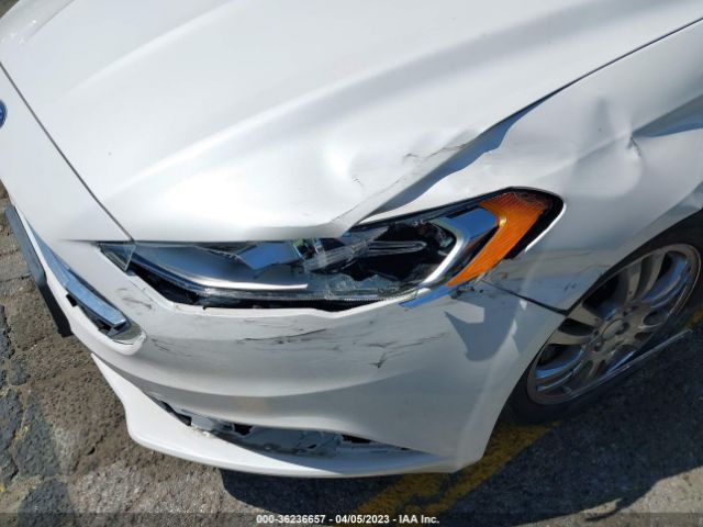 3FA6P0HD5HR293778 Ford FUSION SE