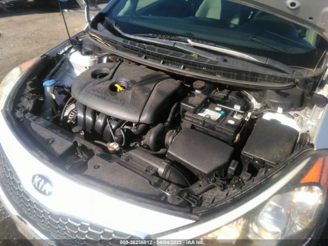 KNAFX4A60G5446904 KIA FORTE LX