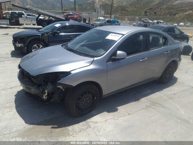2013 MAZDA MAZDA3 I SPORT VIN: JM1BL1UP5D1826758