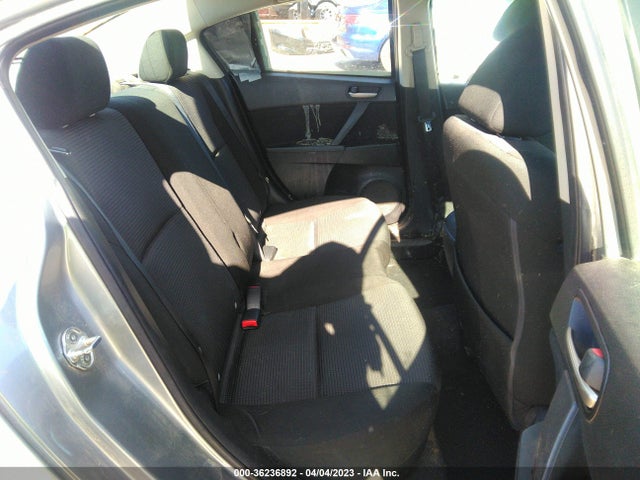 2013 MAZDA MAZDA3 I SPORT VIN: JM1BL1UP5D1826758