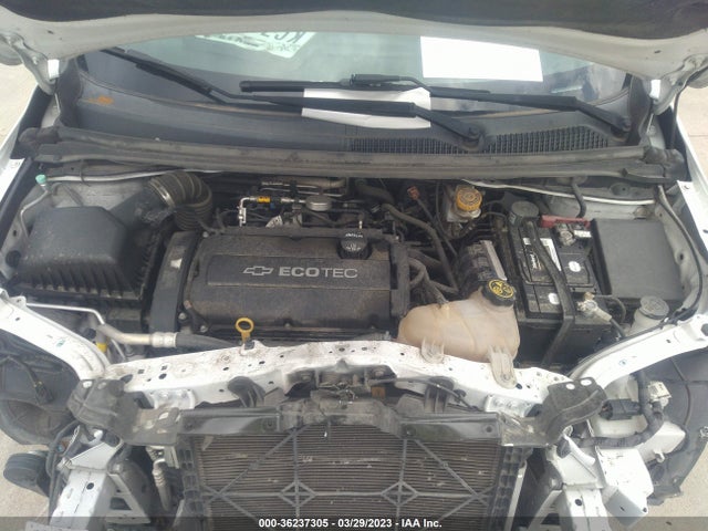 Chevrolet SONIC LT 2018 1G1JD6SH3J4103737 Image 12