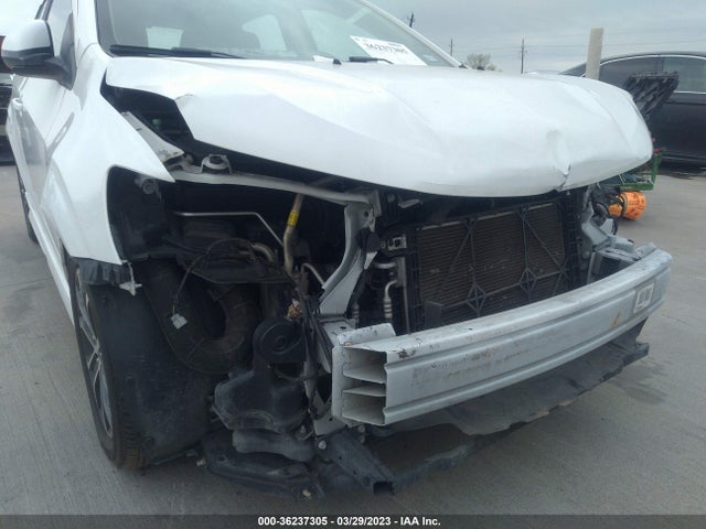 Chevrolet SONIC LT 2018 1G1JD6SH3J4103737 Image 8