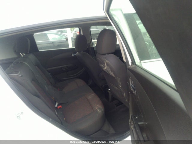 Chevrolet SONIC LT 2018 1G1JD6SH3J4103737 Image 10