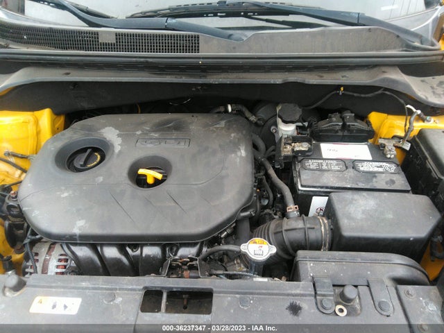 KIA SOUL + 2016 KNDJP3A50G7271329 Image 11
