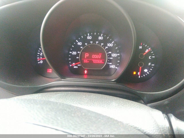 KIA SOUL + 2016 KNDJP3A50G7271329 Image 8