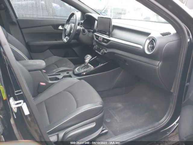 3KPF54AD3PE517458 KIA Forte Gt-line