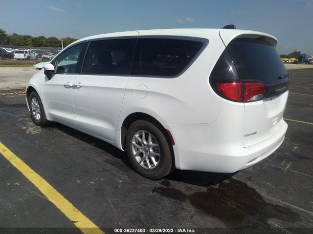 2C4RC1CG1NR226915 Chrysler Voyager Lx