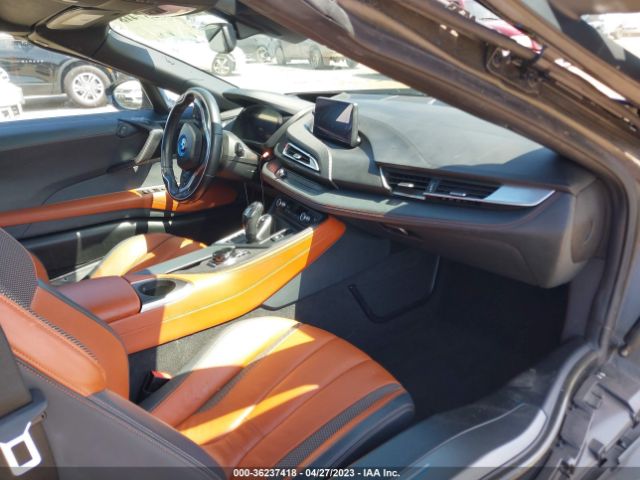 WBY2Z6C51KVG97727 BMW I8