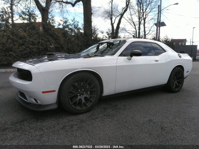 Dodge Challenger 392 Hemi Scat Pack Shaker 2017 2C3CDZFJ5HH638231 Image 2