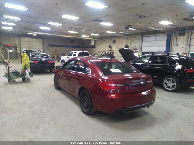 1C3CCBABXEN207395 Chrysler 200 LX