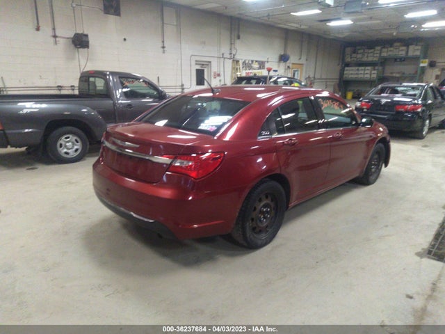 1C3CCBABXEN207395 Chrysler 200 LX