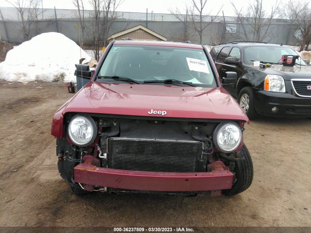 1C4NJRFB8GD598485 Jeep Patriot Latitude