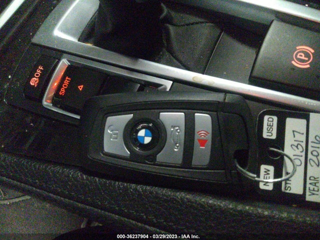 BMW 5 Series 528i 2016 WBA5A5C52GG355306 Image 11