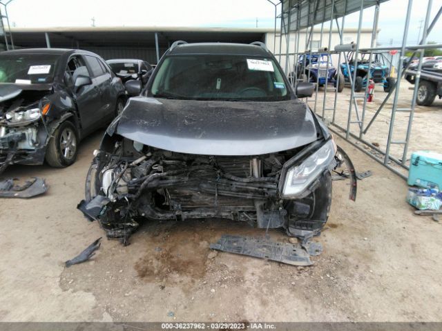 5N1AT2MT0HC882725 Nissan Rogue Sl