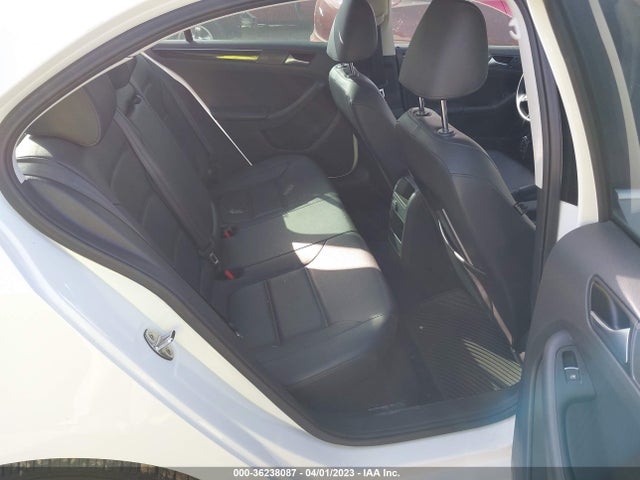 3VWL17AJ4HM203781 Volkswagen Jetta 1.8t Sel