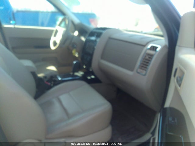 2011 FORD ESCAPE LIMITED VIN: 1FMCU9E73BKA28101