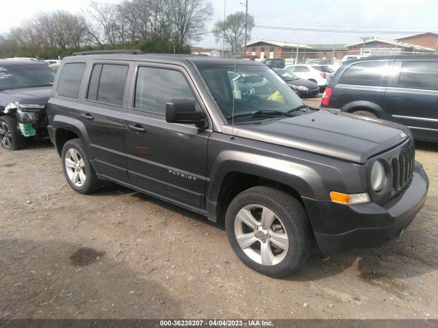 2014 1C4NJRFB5ED858659 main image