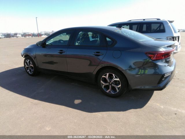 3KPF24AD8KE043136 KIA Forte Lxs