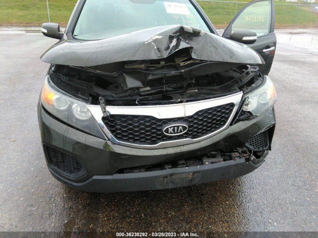 2012 KIA SORENTO LX VIN: 5XYKTDA21CG235366