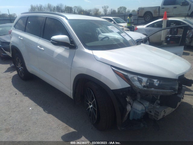 2017 Toyota Highlander, VIN: 5TDKZRFH4HS520596