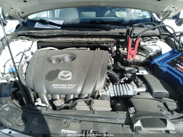 2018 MAZDA MAZDA3 4-DOOR TOURING VIN: 3MZBN1V35JM250946