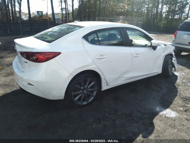 2018 MAZDA MAZDA3 4-DOOR TOURING VIN: 3MZBN1V35JM250946