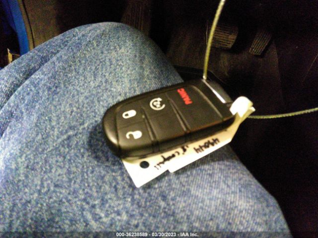 3C4NJDBB1JT176410 Jeep Compass Latitude