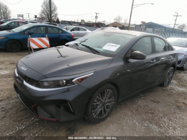 3KPF54AD0NE432509 KIA Forte Gt-line