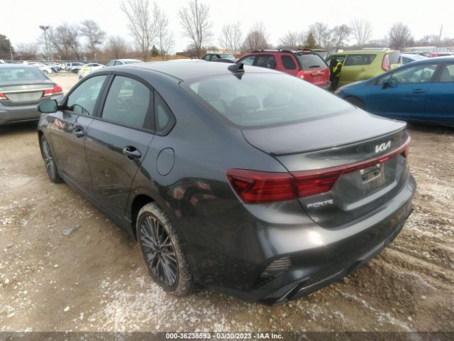 3KPF54AD0NE432509 KIA Forte Gt-line
