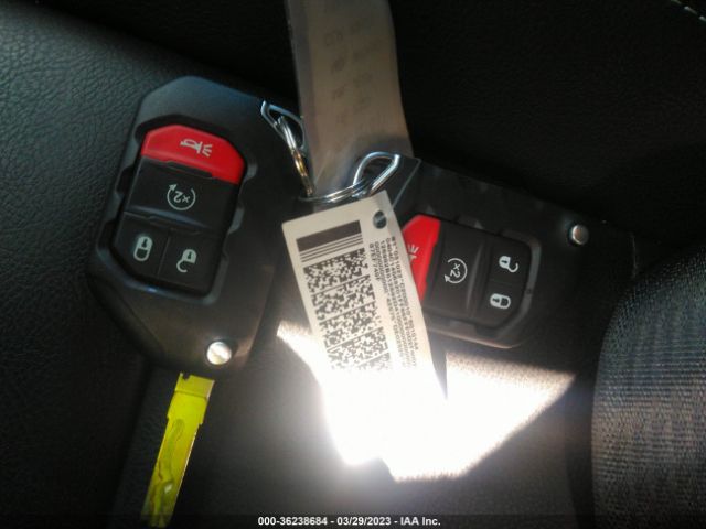 1C4HJXEG4PW511426 Jeep Wrangler Sahara