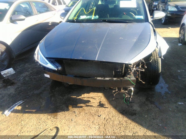 2020 HYUNDAI ELANTRA SEL VIN: 5NPD84LF1LH522693