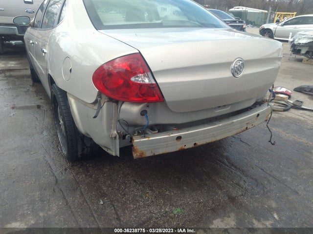 2008 BUICK LACROSSE CX VIN: 2G4WC582181214236