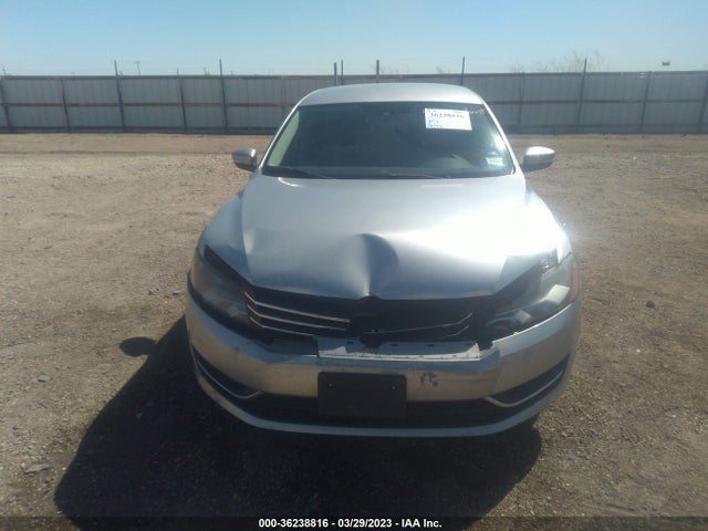 1VWAT7A31EC039275 Volkswagen Passat Wolfsburg Ed