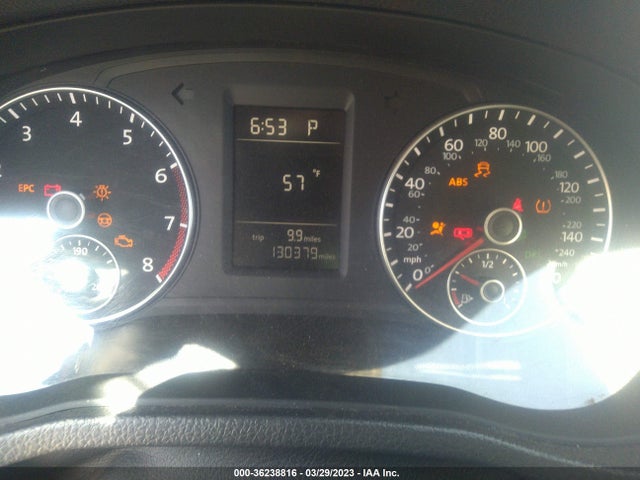 1VWAT7A31EC039275 Volkswagen Passat Wolfsburg Ed
